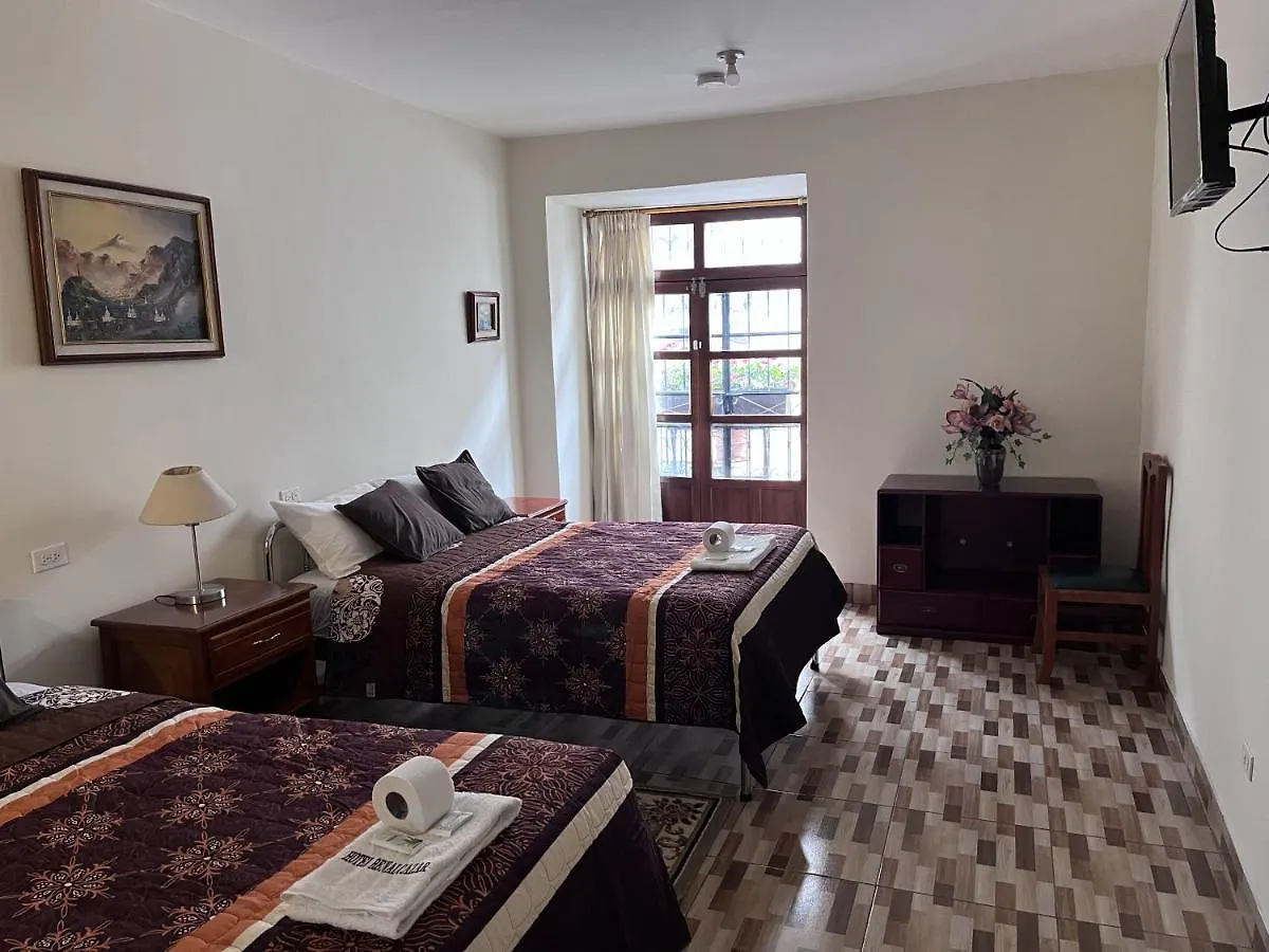 Hotel Hostal Benalcazar Quito